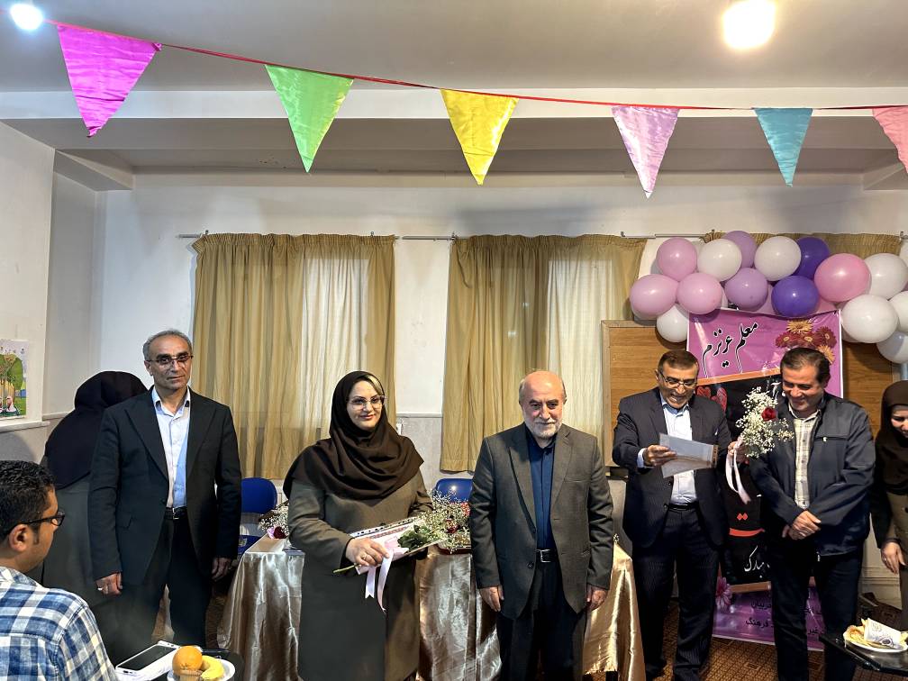 روز معلم اردیبهشت 1405 در دبستان رشد فرهنگ قزوین